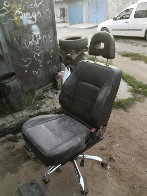 Переделал автокресло в офисное! 04