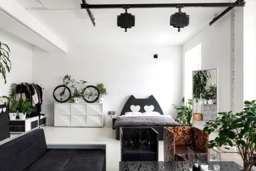 Современная студия в сталинском доме: квартира дизайнера Анны Сажиновой. 01