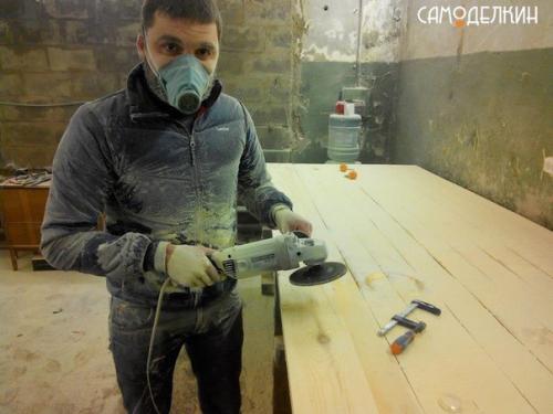 Знакомому мебель из поддонов в загородный доме сделал. 05