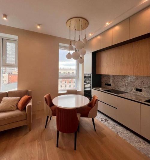 Кухня - гостиная сразу же после ремонта. 02