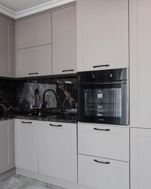 Красивая и функциональная кухня после монтажа. 03