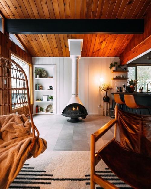 Замечательный вариант реализации загородного дома для посуточной аренды. 05