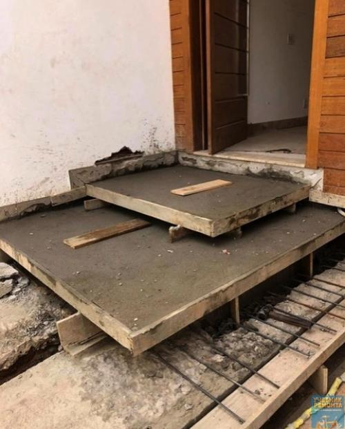 Парящие ступеньки у входа в дом своими руками. 01