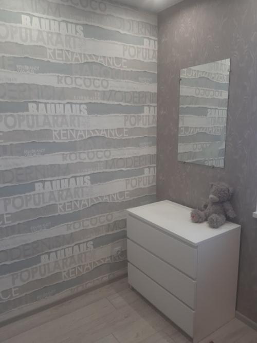 Cделали ремонт в комнате дочеpи. 03