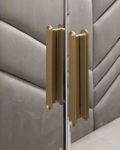 Прихожая сразу после монтажа. 03