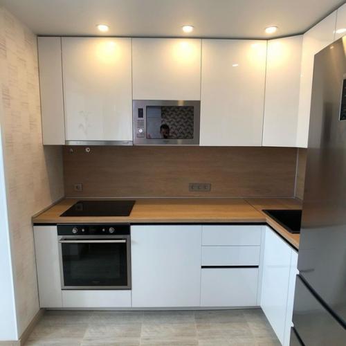 А мы такую кухню выбрали. 09