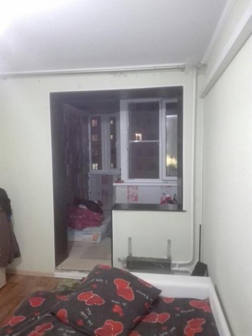 Из балкона продолжение комнаты. 03