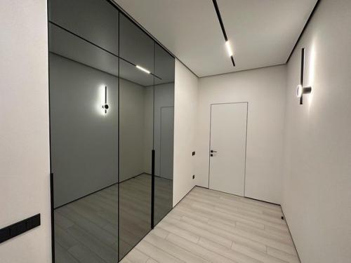 100 кв.  м под дальнейшую аренду. 05