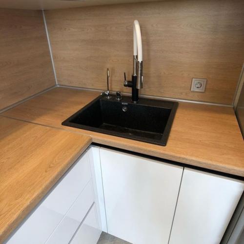 А мы такую кухню выбрали. 01