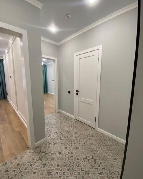 1-Комн квартира, 38, 8 квадратов (полная), 2022 года постройки/ высота потолков 2, 8, дизайнерский ремонт. 01