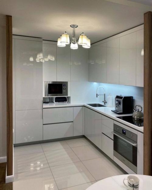 Ну а это наша кухня с небольшим зонированием. 06