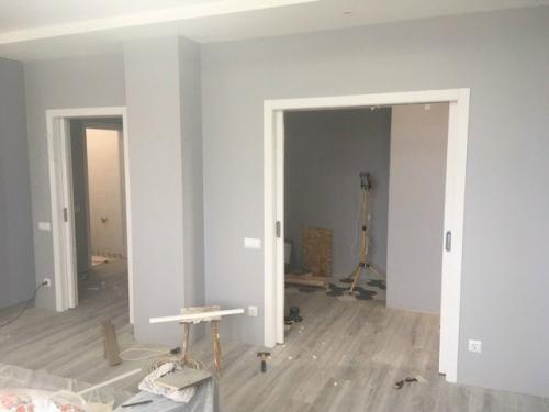 Двери - купе - это современное и практичное решение, которое позволяет аккуратно зонировать пространство и экономить место. 02