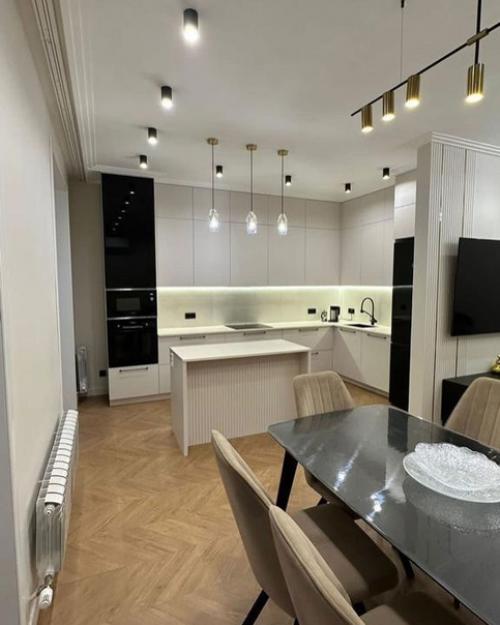 Под продажу у 3 х комнатная квартира, площадью 88. 05