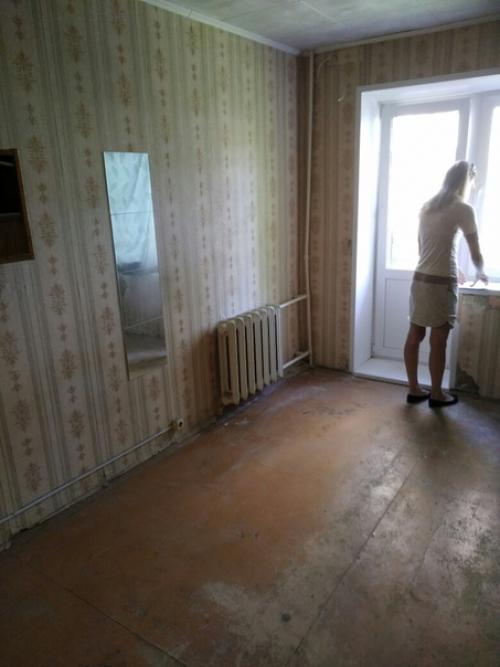 Как девчонки сделали ремонт в комнате в общаге! 02