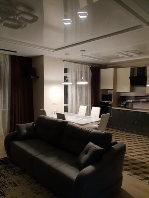 Дизайнер и исполнитель я. долго но результатом доволен. 04