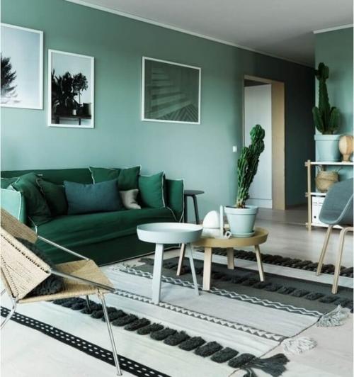 Зеленый цвет известен тем, что снимает раздражительность, бодрит и заряжает позитивом. 04