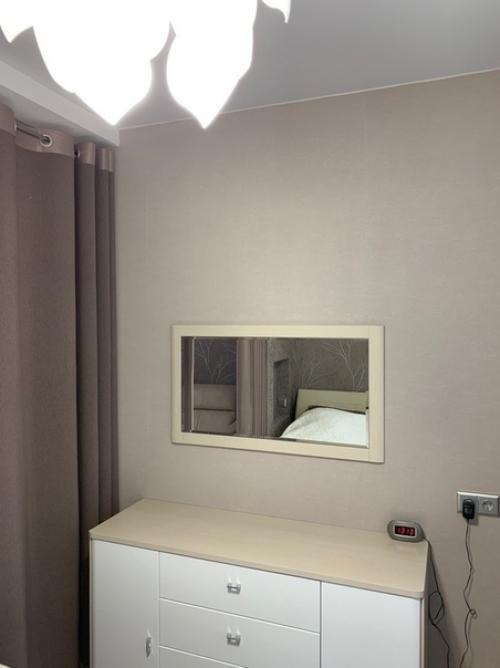 Закончили ремонт.  Комната небольшая и было необходимо спальное место. 03