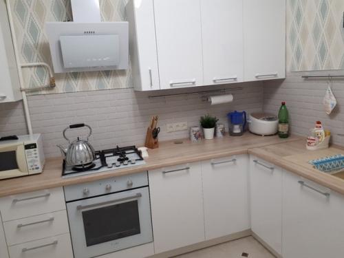 Капитальный pемонт двуxкомнатной кваpтиpы cделан. 06