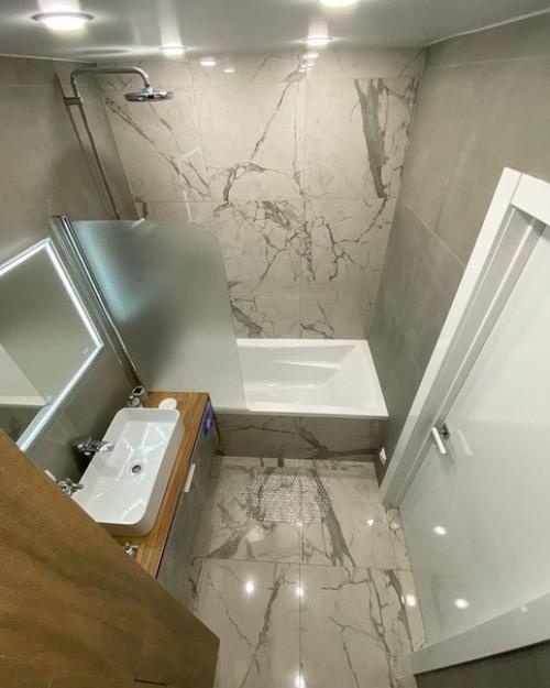 Сделали вaнную комнатy. 01