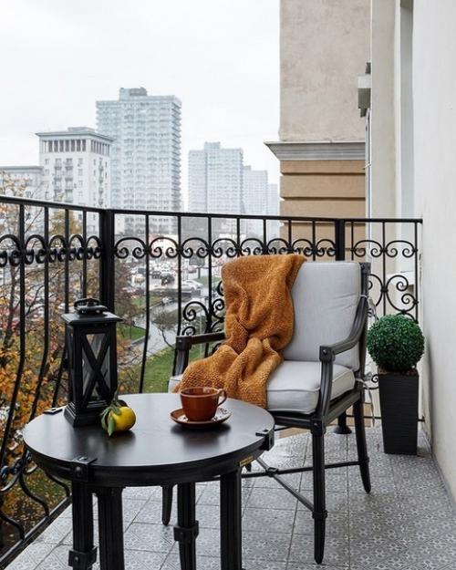 На капитальный ремонт квартиры ушло примерно 4 месяца. 09