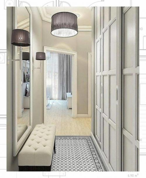 Может показаться, что коридору не стоит уделять много внимания при ремонте хотя бы потому, что он является самой маленькой комнатой дома. 01