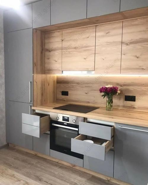 Кухню сама проектировала, если будут интересны размеры и из чего она сделана, то напишу. 05