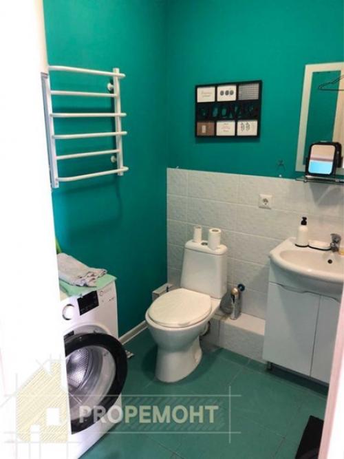 Пример использования ярких цветов в интерьере. 08