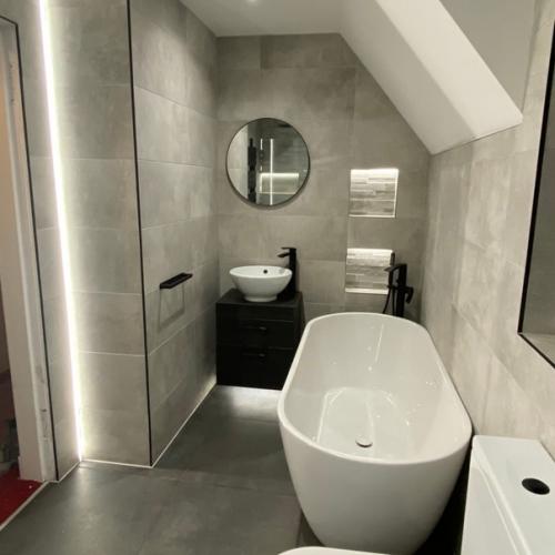 Санузел в доме после капитального ремонта. 02