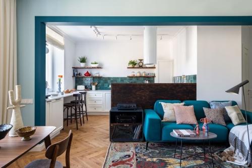 Все мы знаем, что сделать крутой интерьер в новостройке намного легче, чем в старом жилом фонде. 07