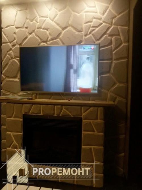 Наша поделка решили сделать отделку стены и камина под камень. 02