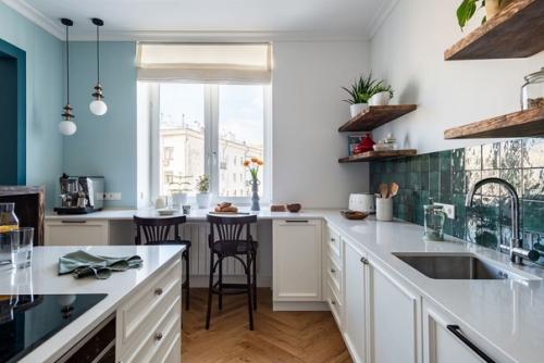 Все мы знаем, что сделать крутой интерьер в новостройке намного легче, чем в старом жилом фонде. 04