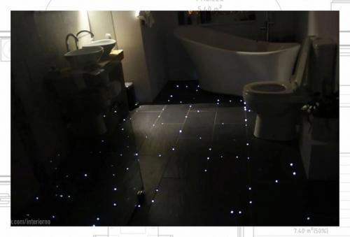 Оригинальное решение для пола ванной комнаты - звездное небо. 03