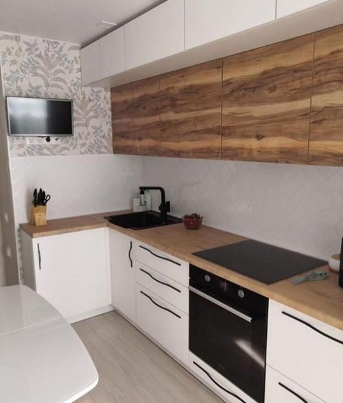 Закончили капитальный ремонт небольшой квартиры. 01