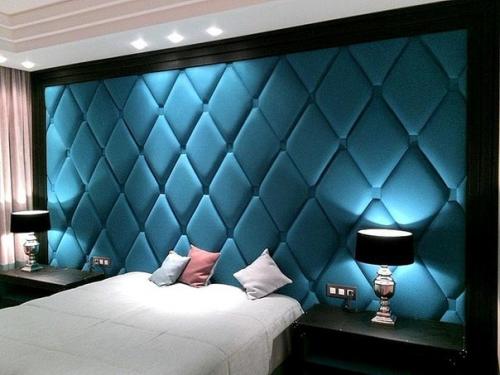 Мягкие настенные панели великолепно смотрятся в дизайне интерьера спален. 03