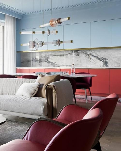 Реализованный интерьер кухни - гостиной для тех кому нравится дизайн поярче и насыщеннее. 06