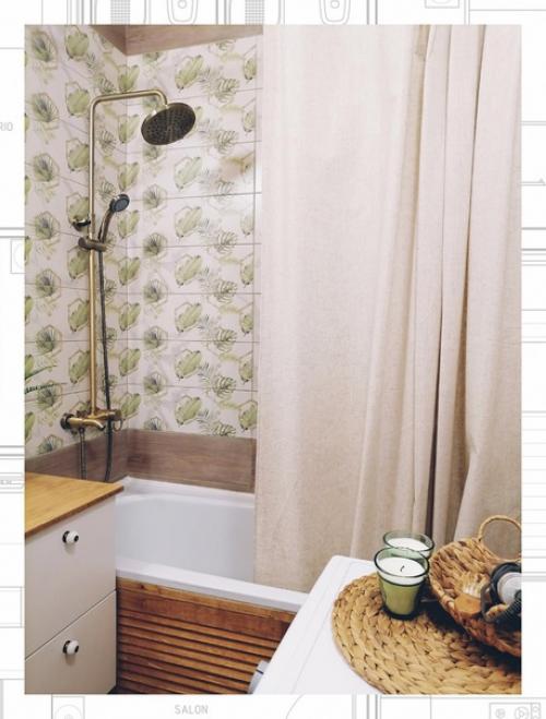 Дерево в ванной комнате особые тактильные ощущения дарит. 05