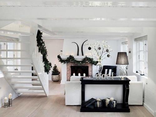 Этот дом - настоящая история, запечатленная в деревянных балках и каменных стенах. 04