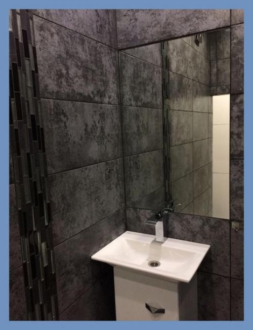 22 вадрата.  Жена была дизайнером, результат мне нравится, даже ванная зашла, хотя был против этой плит и. 08