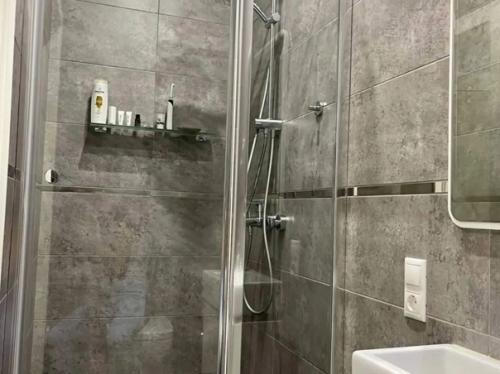 3 комнатная квартира, площадью 95 кв. 06