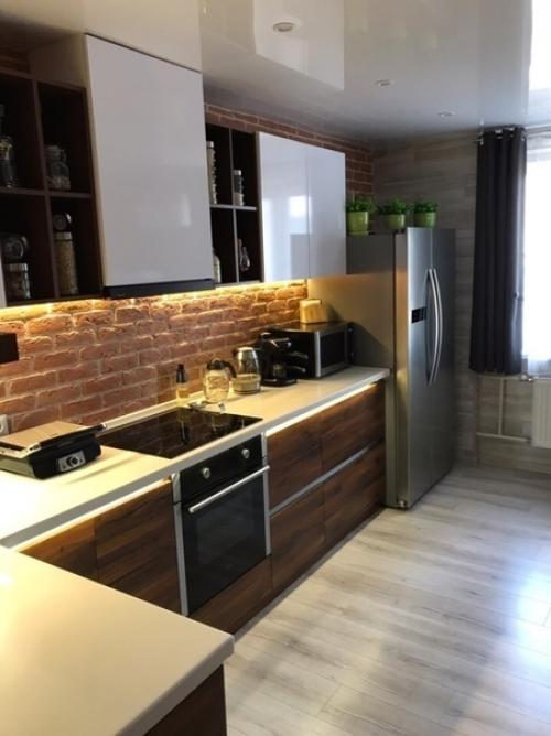 Жильё сделано с любовью, в роли дизайнеpа выступали мы cами с женой. 05