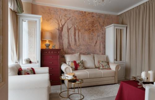 В последнее время обои были не в почете, но сейчас многие дизайнеры уверяют, что это самое модное покрытие следующего года. 01