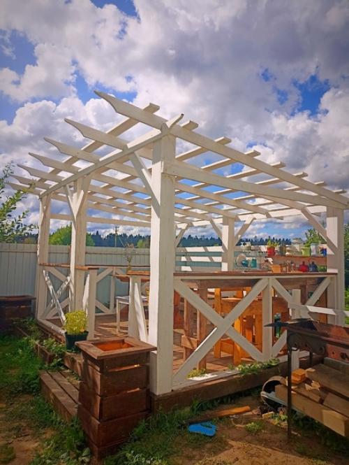 Сказка о том, как я беседку сама строила. 06