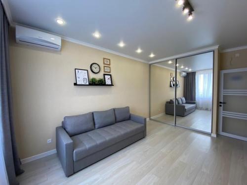 Наша небольшая квартира, 35 кв. 07