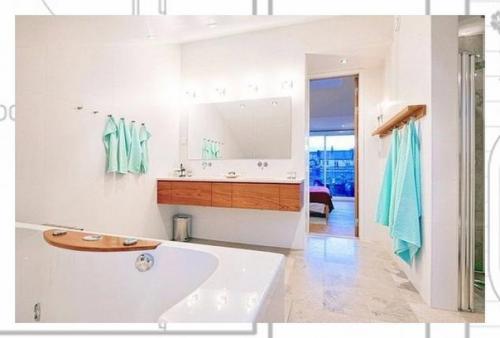 Эта просторная квартира на последнем этаже в Стокгольме поражает своими размерами (155 кв. 08