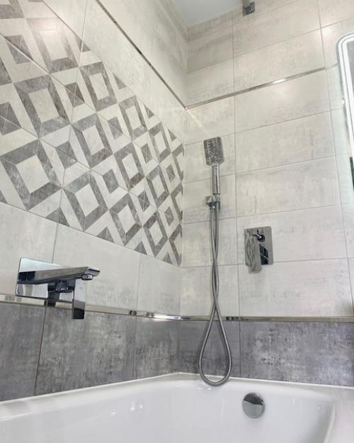 Небольшая ванная комната после капитального ремонта. 08