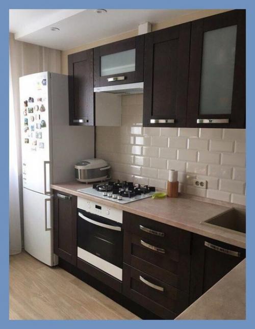 Кухню не делали какую то там со сверх супер пупер дизайном. 02