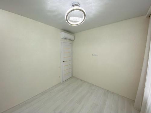 2 комнатная квартира после капитального ремонта под дальнейшую аренду. 09