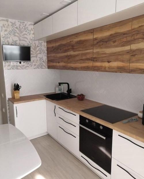 Мы смотрим результаты ремонта в двушке. 01