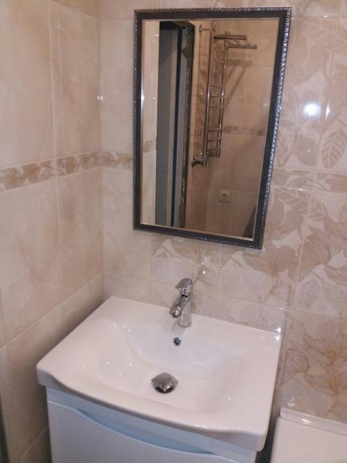 Ванна в той же серии дома, что я выкладывал до этой. 05