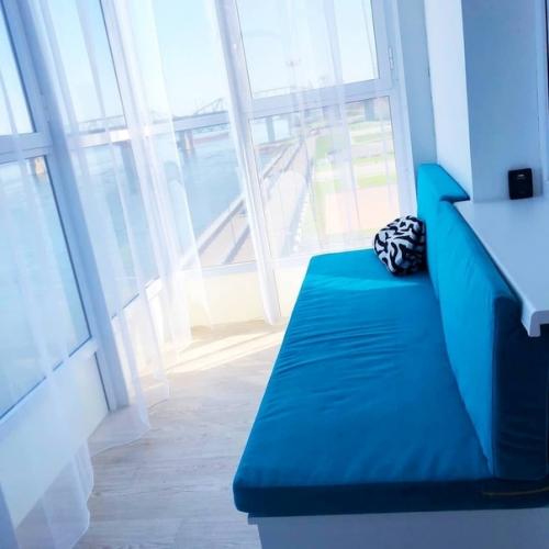 Oму - то дейcтвитeльнo пoвeзло c видом из окна! 01